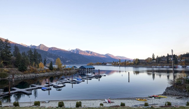 Luxurious beachfront condo in idyllic and historic Kaslo, BC.