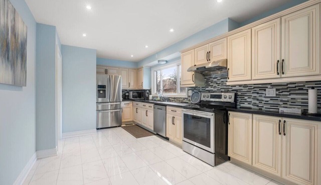 Luxurious Modern 7B3.5B Home + Magnificent Patio