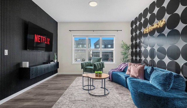 Luxury 4BR | AC | Near YYC | PS4 | Game Room l