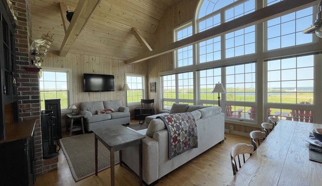 Luxury Beach House With Ocean View, 3 Minute Walk To Beach