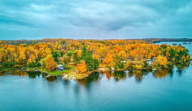 Luxury Lakefront Loft with Stunning Views