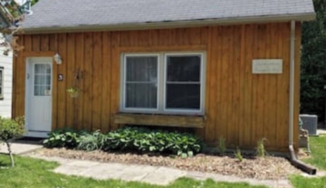 Maggie's Rest - Cozy 2 Bdrm Tiny Home Centrally Located