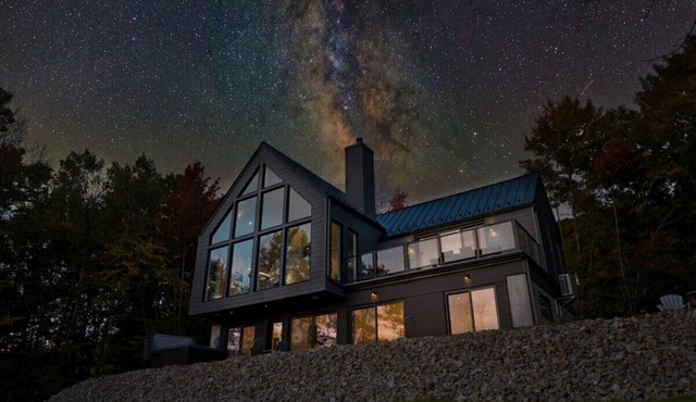 Majesta & Lumina| Sleeps 20 |Pool Table | Hot Tubs