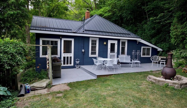 Mary's Cottage: Private And Cozy!