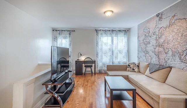 Metro Sauvé - Cosy apartment - 2 Bedrooms Queen beds