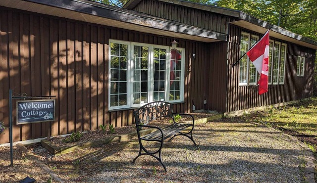 Miller Lake North Bruce Peninsula family cottage