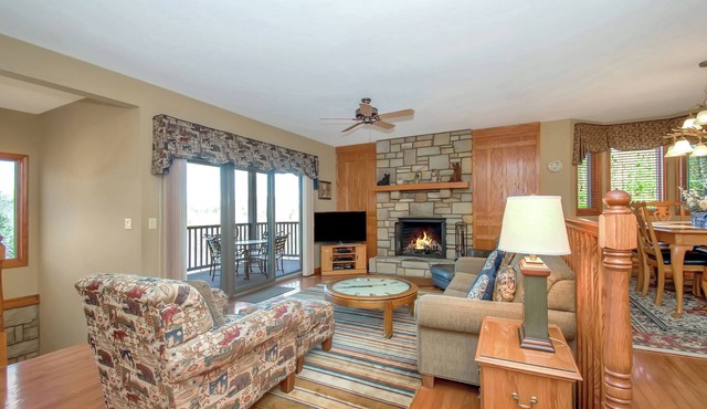 Mitchell 2 | Fireplace, Restaurant, Pool, Spa in Blowing Rock