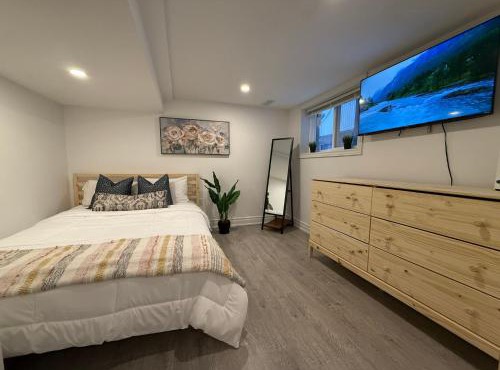 Modern 2BR in the Heart of Little Italy