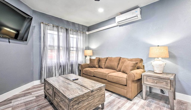 Modern Buffalo Apt w/ Balcony, Near Lake Erie