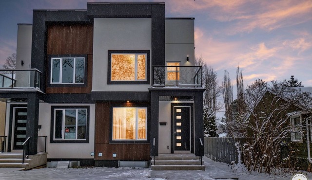 Modern Home | Seven Minutes from Downtown | Next to Transit