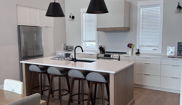 Modern PEI Cottage - Beautiful Sunsets