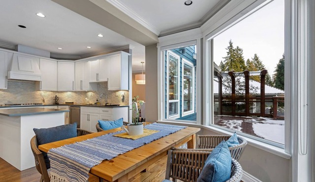 Modern Spacious Retreat