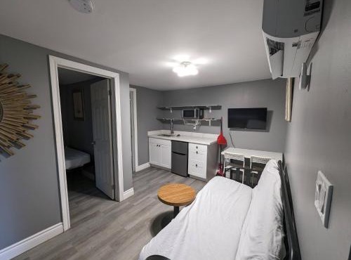 Modern Tiny Wood Cottage 03