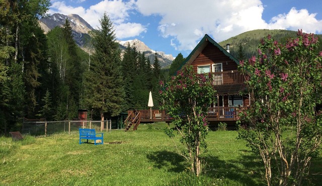 Mountain Cabin in Golden, BC