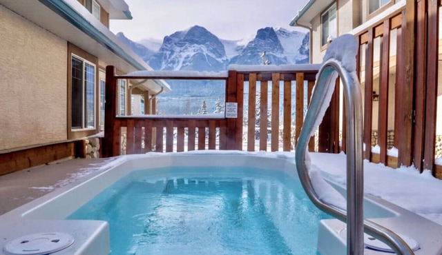 Mountain View Condo Near Banff & Canmore
