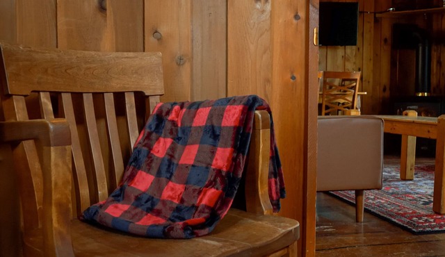 Muskoka Cabin on Little Lake Port Severn