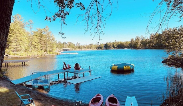 Muskoka Waterfront Cottage - Moon River with HOT TUB