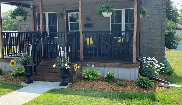 New little place for getaways or work trips