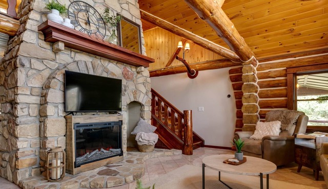 NEW! Meadow Ridge, Premier Retreat with Lake View!
