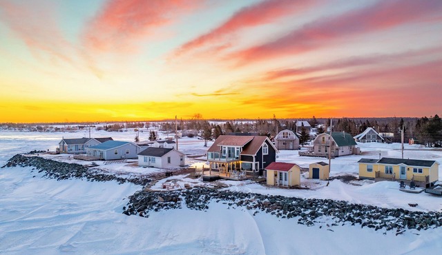 Oasis on the Shore; refer to Property ID 9663649.
