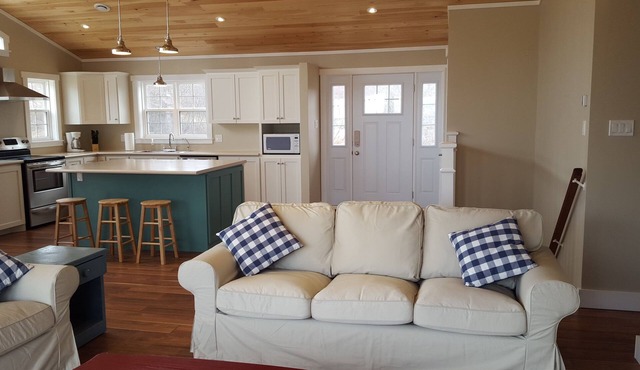Oceanfront Vacation Home near Mahone Bay, Nova Scotia