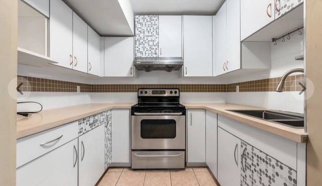 One bedroom, one living room, one kitchen and one bathroom, independent access