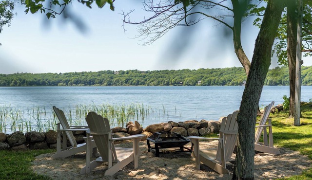 Peaceful Peninsula: Private Waterfront Oasis (Pet Friendly!)