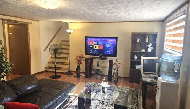 Perfect 1-bedroom apartment with AC in beautiful, serene West London