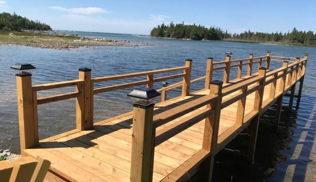 Pike bay- Peaceful waterfront cottage - Serendib