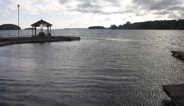 Plank Road Cottages & Marina - 2 Bdrm - Rice Lake - Gore's Landing