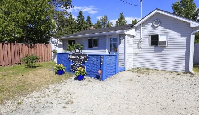Plovers Cove Cottage - Wasaga Beach