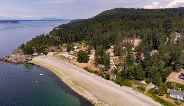 Powell River Pines Cottage