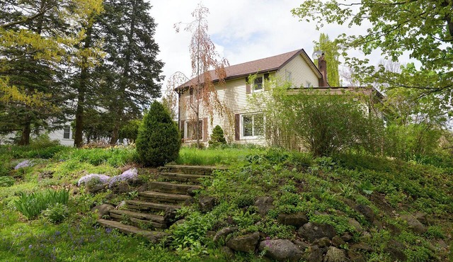 Private 5-Acre Brampton Retreat – Minutes to Toronto in Brampton