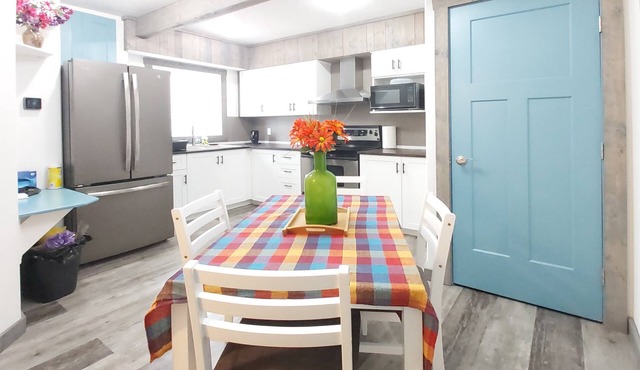 ⚡️✨Private , Beautifully 2 Bed 1 Bath All Inclusive⚡️✨