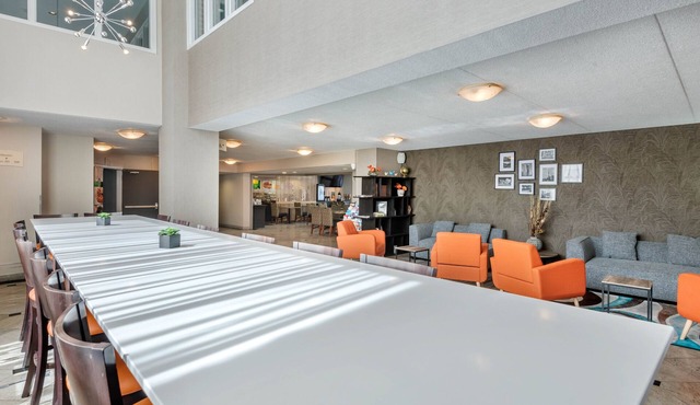 Quality Inn & Suites - Toronto West