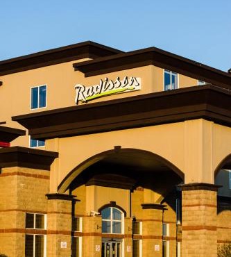 Radisson Hotel & Suites Fort McMurray