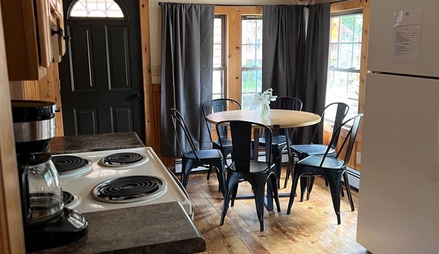 Recently Updated 2 Bedroom Beachfront Cottage #6