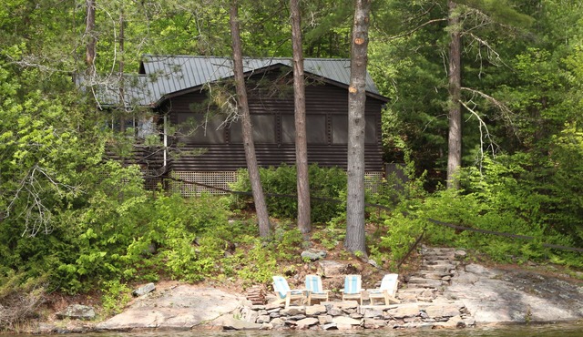 Relax and rejuvenate in this delightful retreat, where rustic meets modern.