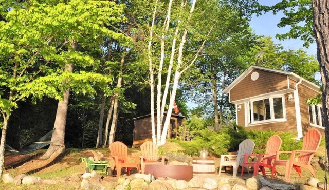 Relaxing Waterfront Cottage Escape