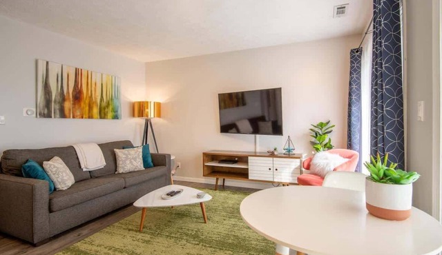 Retro Modern Retreat