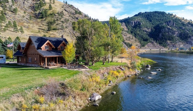 'River Front Ranch' Montana Retreat: Fishing Haven in Cascade