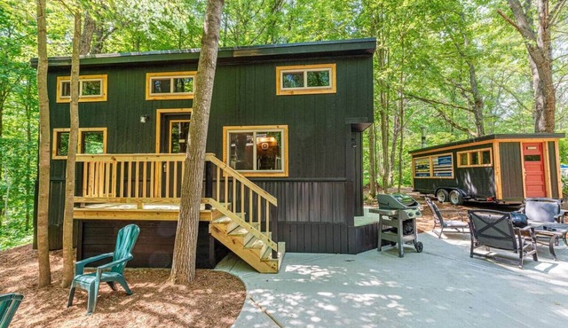 River Retreat Tiny Homes:Wood Sauna/Rec Room/River