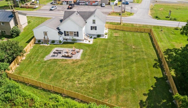 Riverview Bliss in Beautiful Home