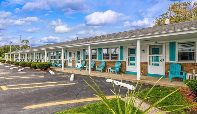 Riviera Motel Erie