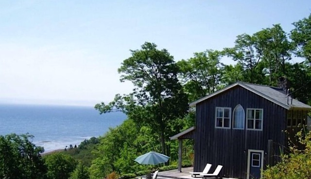 Romantic Ocean Retreat On 3 Private Acres With Spectacular Panoramic Sea View
