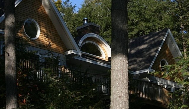 Rosehill Cottage - a jewel on the Lake