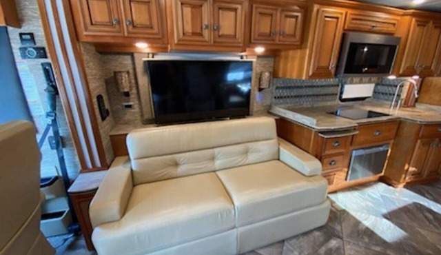 RV on Regina Beach Seasonal Site