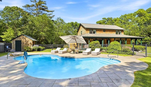 Saltmere House: 009-Cv A Private Retreat in the Heart of Centerville in Centerville