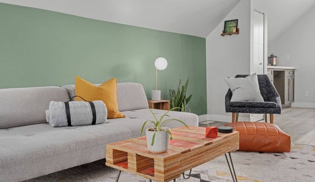 Scarlet Manor | Mid Century Zen Suite. 1 BR. Near DT, C-train.