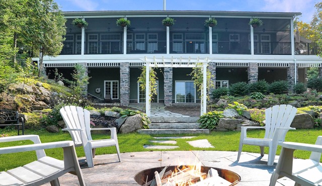 Shangri-La: Your Ultimate Lakeside Retreat